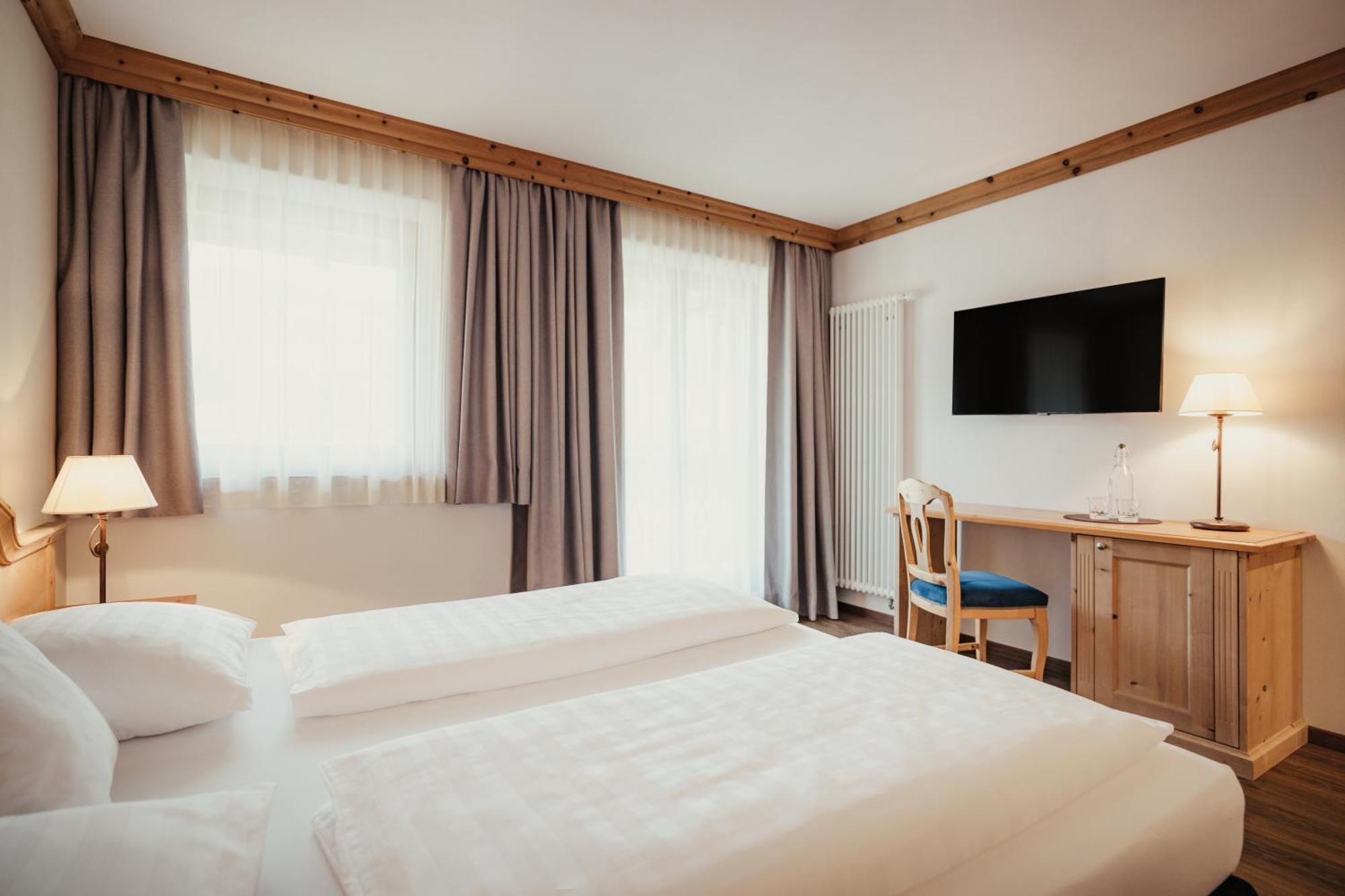 Kristallhotel Corona-Krone Сан Вигилио ди Маребе Екстериор снимка