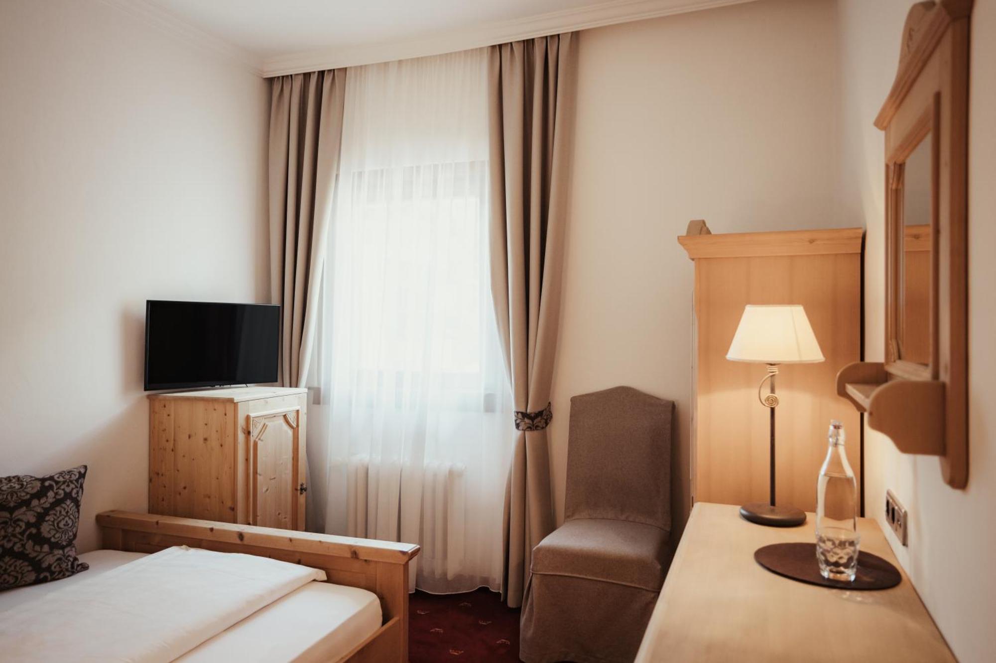 Kristallhotel Corona-Krone Сан Вигилио ди Маребе Екстериор снимка